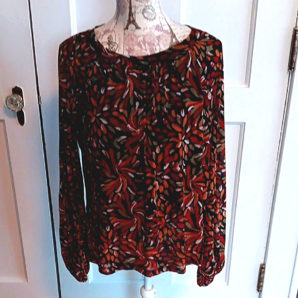 Vibrant Multicolored Long Sleeve Blouse with Crew Neck